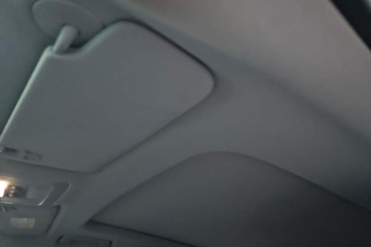 Used Buick E5 2024 Premium Standard-Range Audiovisual Edition Headliner
