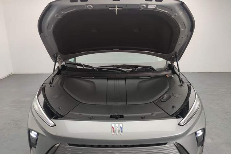 Used Buick E5 2024 Pioneer Pro Edition Engine Bay