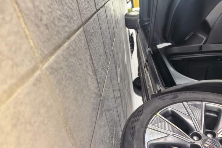 Used Buick E5 2024 Pioneer Pro Edition Left Side Sill