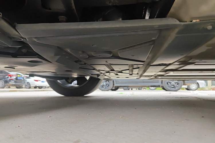Used Buick E5 2024 Premium Standard-Range Audiovisual Edition Chassis Front Left
