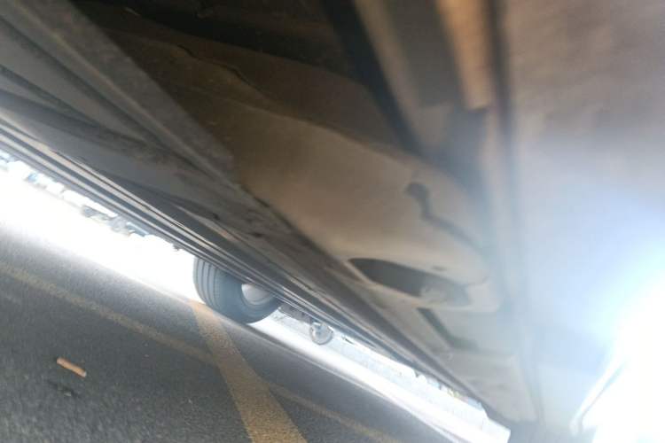 Used Buick E5 2024 Premium Standard-Range Audiovisual Edition Chassis Rear Right