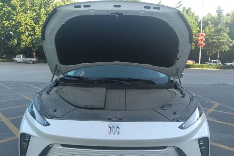 Used Buick E5 2024 Premium Standard-Range Audiovisual Edition Engine Bay