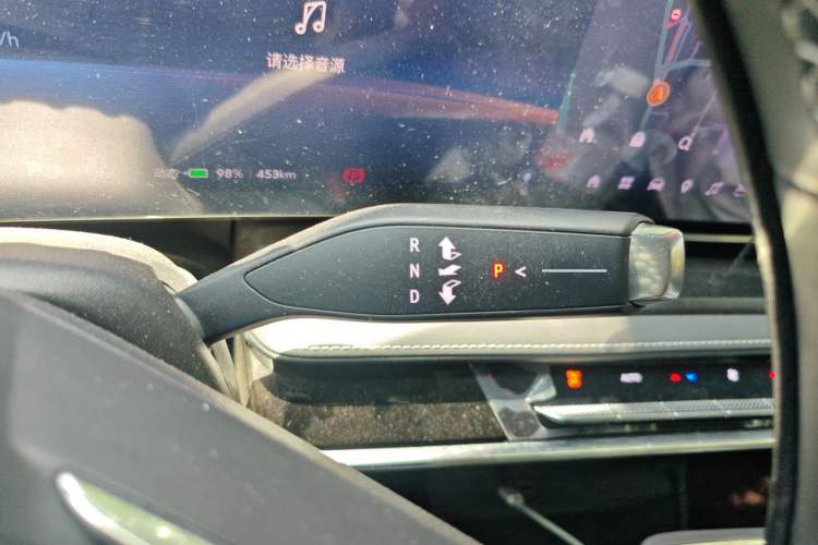 Used Buick E5 2024 Premium Standard-Range Audiovisual Edition Gear Lever