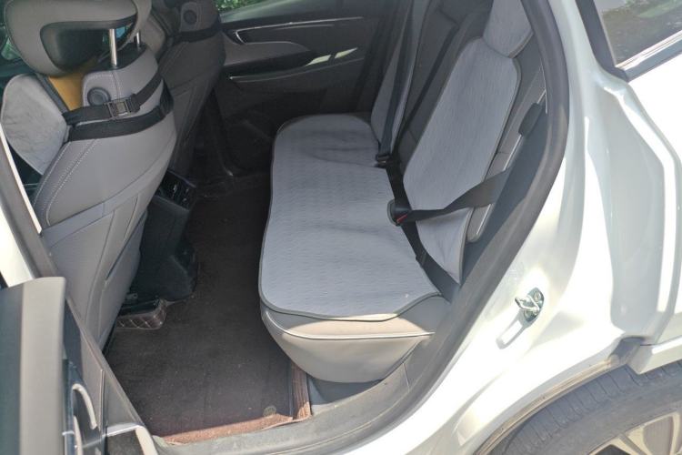Used Buick E5 2024 Premium Standard-Range Audiovisual Edition Left Rear Seat