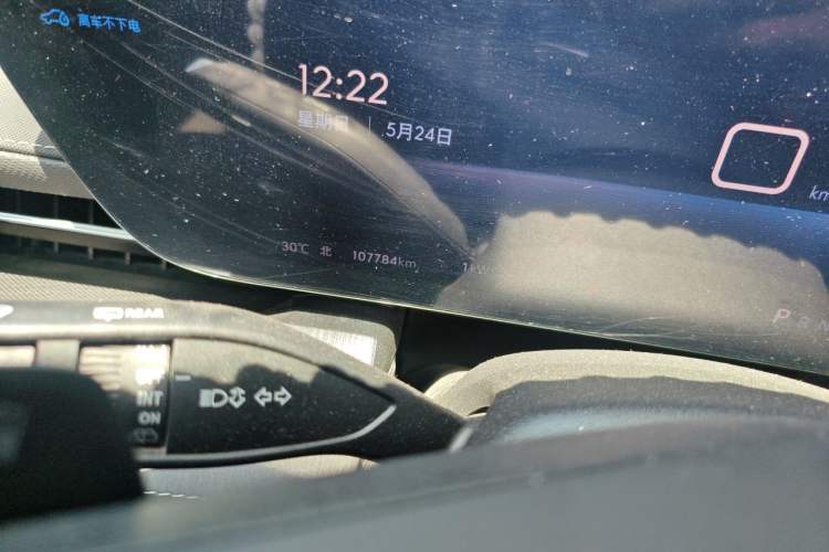 Used Buick E5 2024 Premium Standard-Range Audiovisual Edition Odometer Close Up
