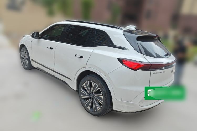 Used Buick E5 2024 Premium Standard-Range Audiovisual Edition Rear Left 45 Deg