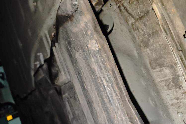 Used Buick E5 2025 Model 620KM Prestige Edition Chassis Front Right
