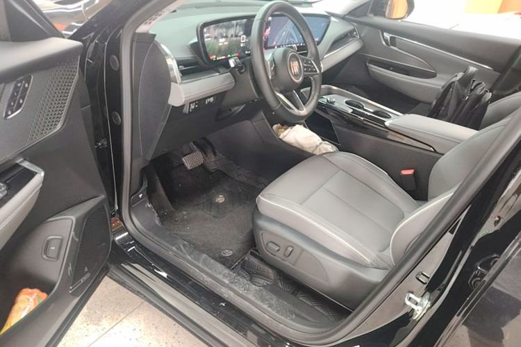 Used Buick E5 2025 Model 620KM Prestige Edition Driver Seat