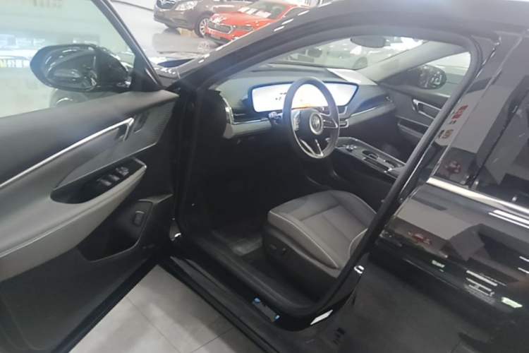 Used Buick E5 2025 Model 620KM Prestige Edition Driver Seat