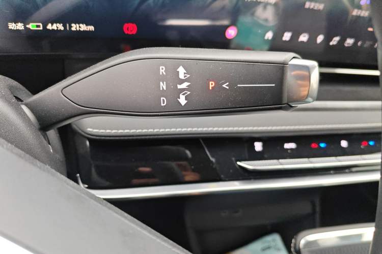 Used Buick E5 2025 Model 515KM First-Adoption Edition Gear Lever