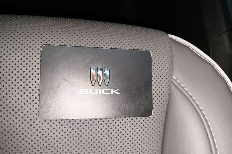 Used Buick E5 2025 Model 620KM Prestige Edition Interior 1