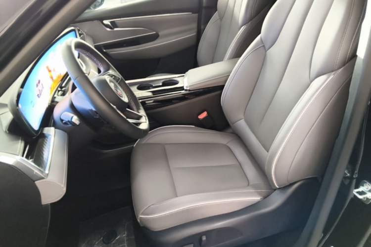 Used Buick E5 2025 Model 620KM Prestige Edition Left Front Seat