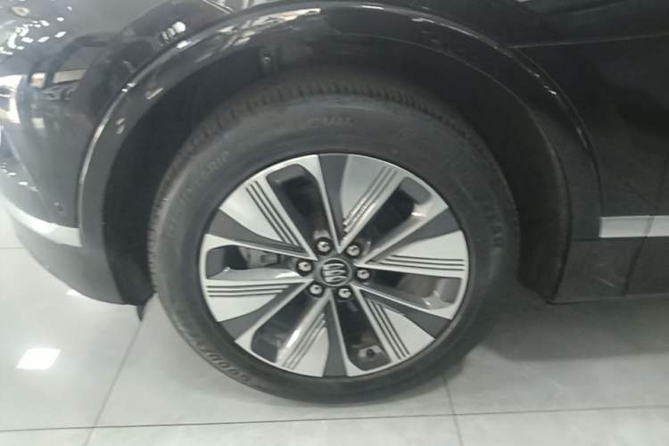 Used Buick E5 2025 Model 620KM Prestige Edition Left Front Wheel Hub