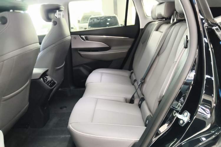 Used Buick E5 2025 Model 620KM Prestige Edition Left Rear Seat