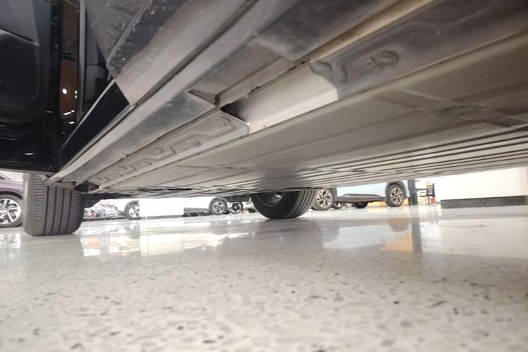 Used Buick E5 2025 Model 620KM Prestige Edition Left Side Sill