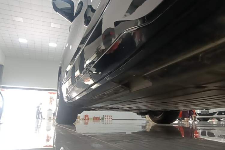 Used Buick E5 2025 Model 620KM Prestige Edition Left Side Sill