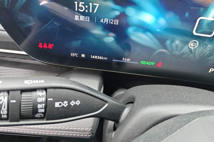 Used Buick E5 2025 Model 515KM First-Adoption Edition Odometer Close Up