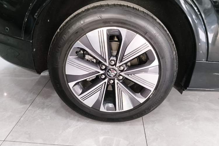 Used Buick E5 2025 Model 620KM Prestige Edition Right Rear Wheel Hub