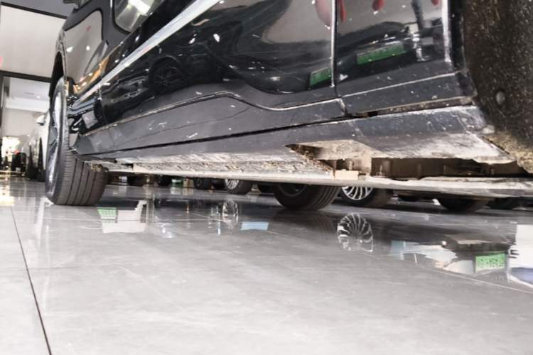 Used Buick E5 2025 Model 620KM Prestige Edition Right Side Sill