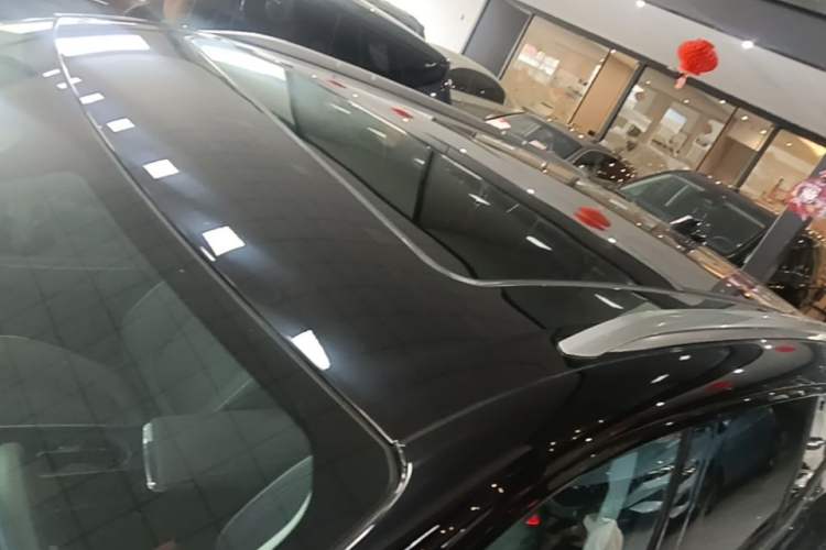 Used Buick E5 2025 Model 620KM Prestige Edition Roof