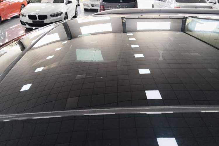 Used Buick E5 2025 Model 620KM Prestige Edition Roof