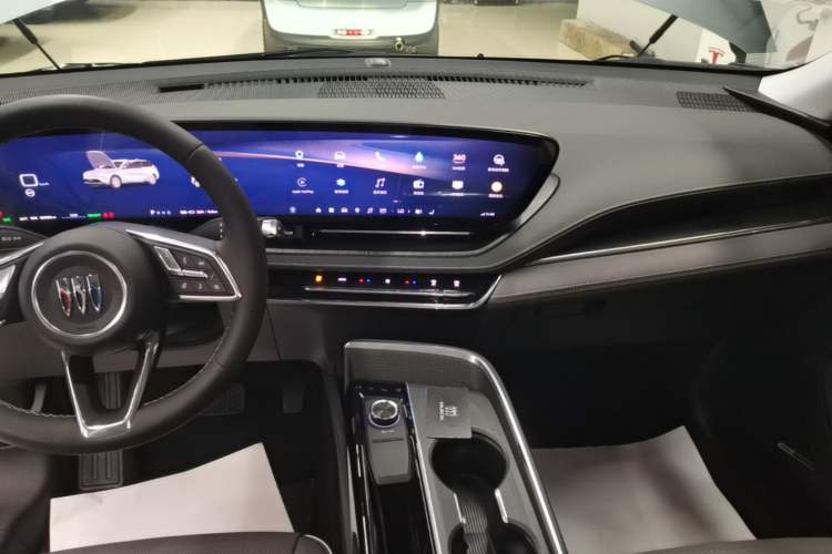 Used Buick E5 2025 Model 620KM Prestige Edition Audio And AC Panel