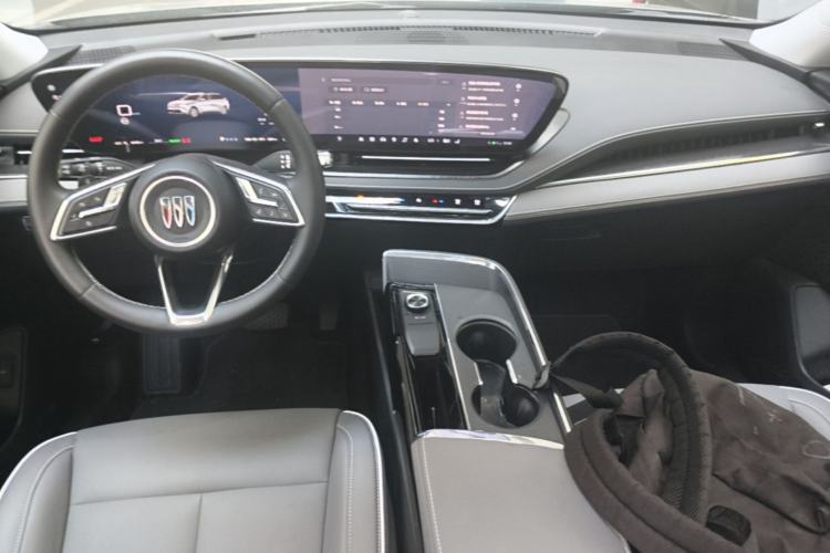 Used Buick E5 2025 Model 620KM Prestige Edition Center Console