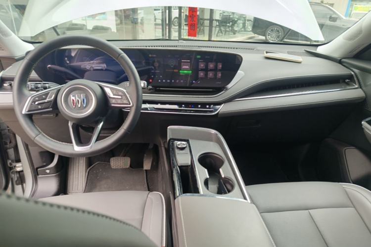 Used Buick E5 2025 Model 620KM Prestige Edition Center Console