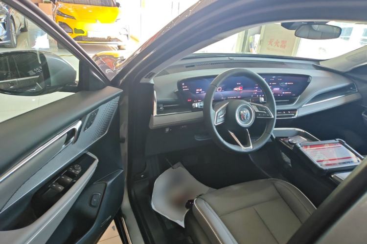 Used Buick E5 2025 Model 620KM Prestige Edition Driver Seat
