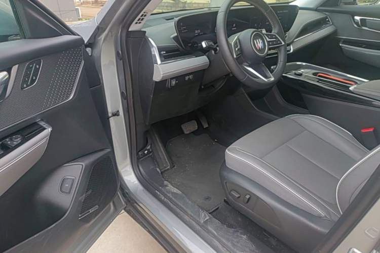 Used Buick E5 2025 Model 620KM Prestige Edition Driver Seat