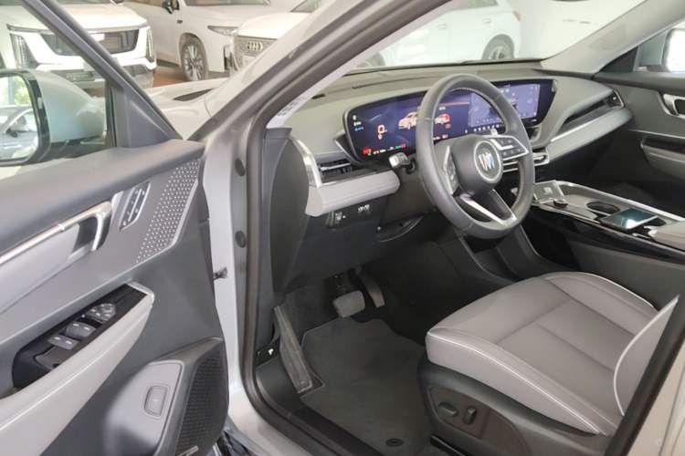 Used Buick E5 2025 Model 620KM Prestige Edition Driver Seat