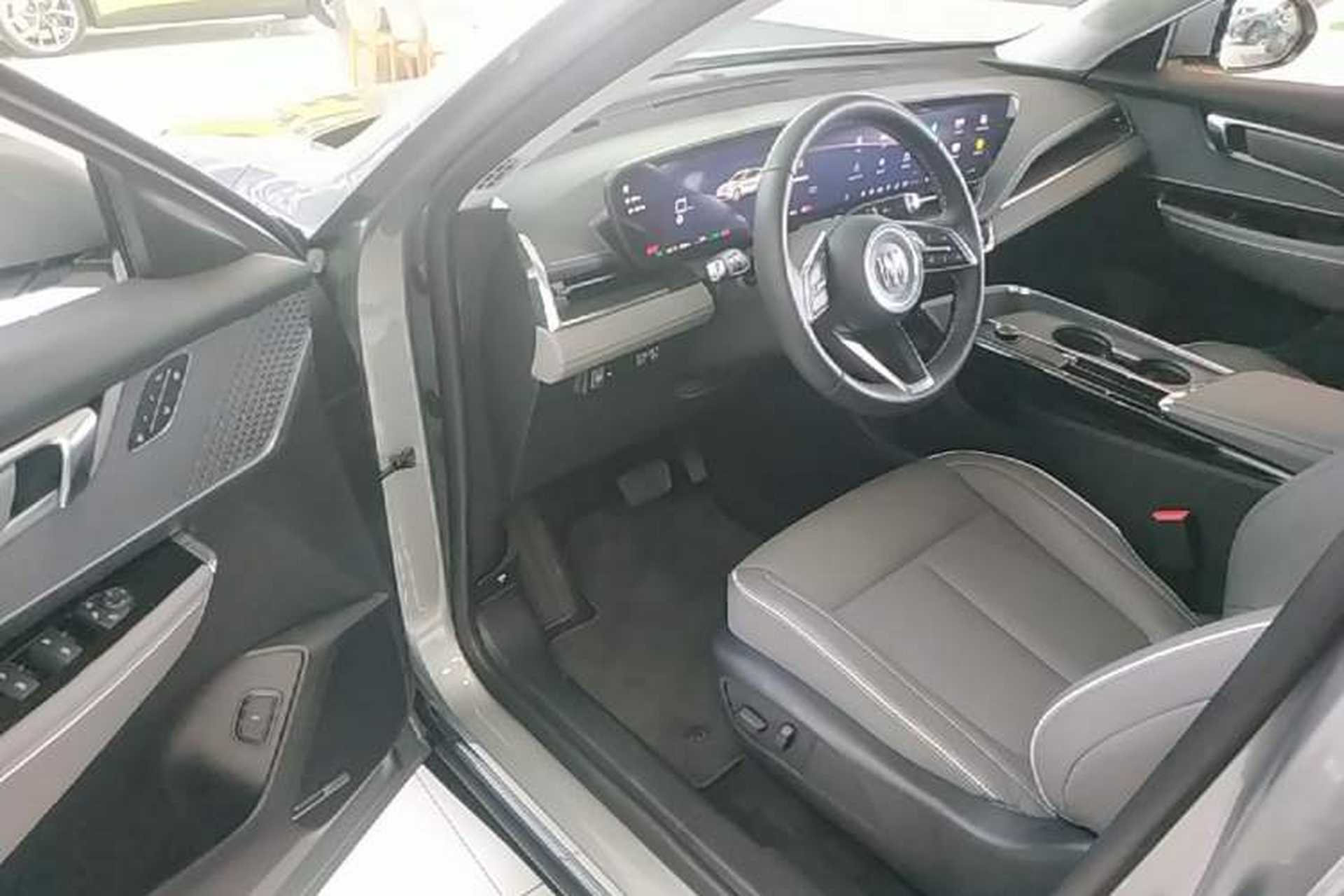 Used Buick E5 2025 Model 620KM Prestige Edition Driver Seat