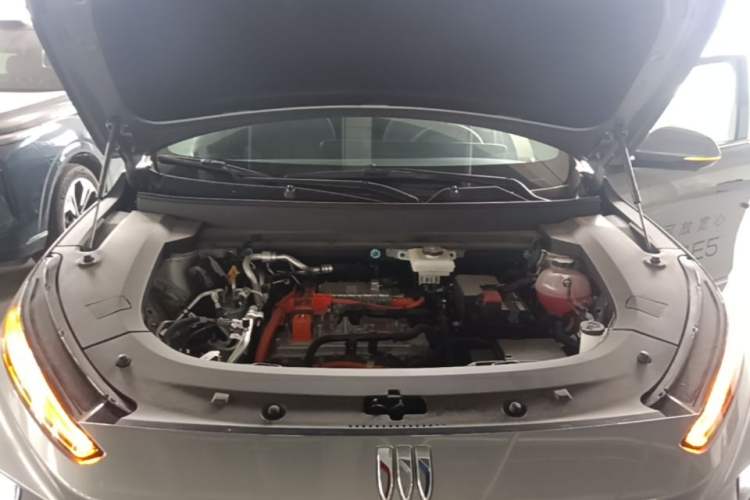 Used Buick E5 2025 Model 620KM Prestige Edition Engine Bay