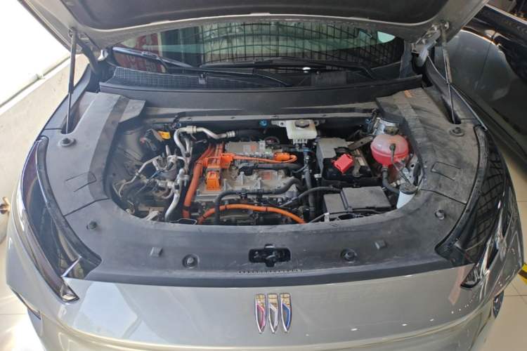 Used Buick E5 2025 Model 620KM Prestige Edition Engine Bay