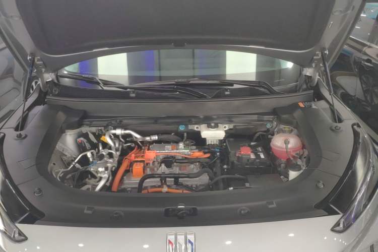 Used Buick E5 2025 Model 545KM Smart Enjoyment Edition Engine Bay