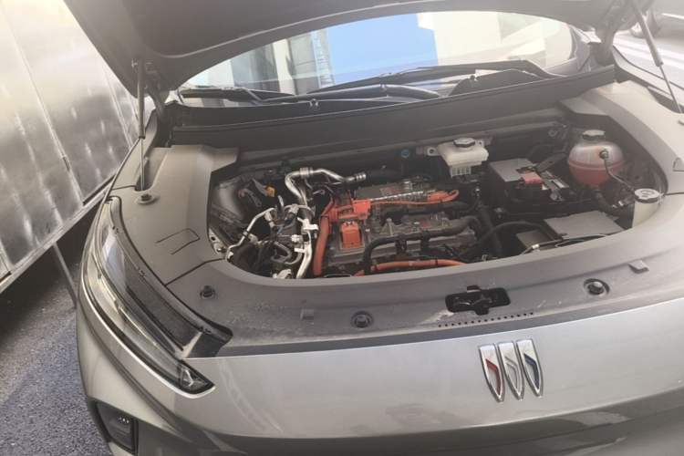 Used Buick E5 2025 Model 620KM Prestige Edition Engine Bay Right