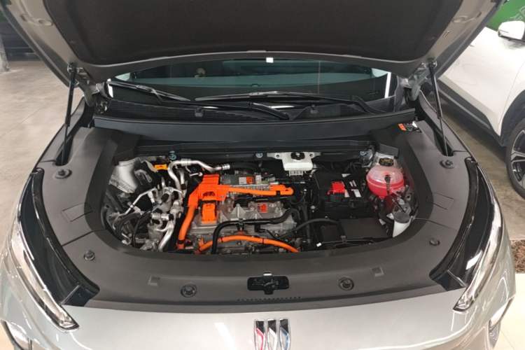 Used Buick E5 2025 Model 545KM Smart Enjoyment Edition Engine Bay