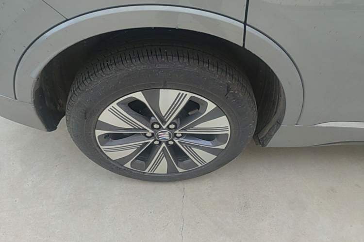 Used Buick E5 2025 Model 620KM Prestige Edition Exterior 5