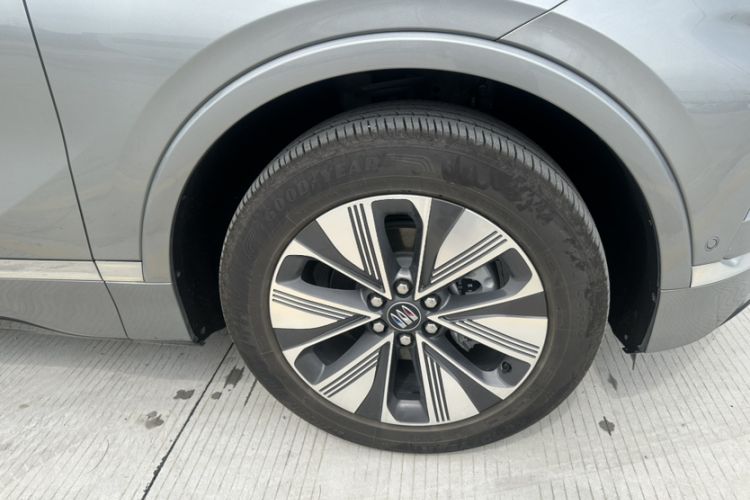 Used Buick E5 2025 Model 620KM Prestige Edition Exterior 9