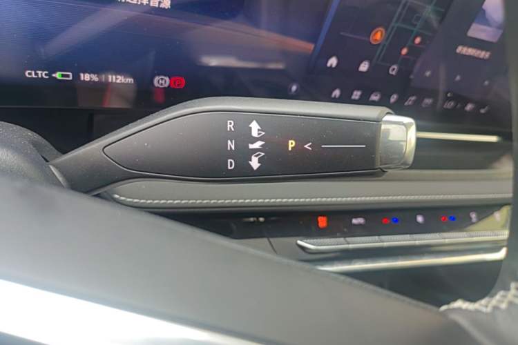 Used Buick E5 2025 Model 620KM Prestige Edition Gear Lever