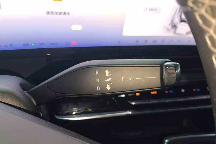 Used Buick E5 2025 Model 620KM Prestige Edition Gear Lever