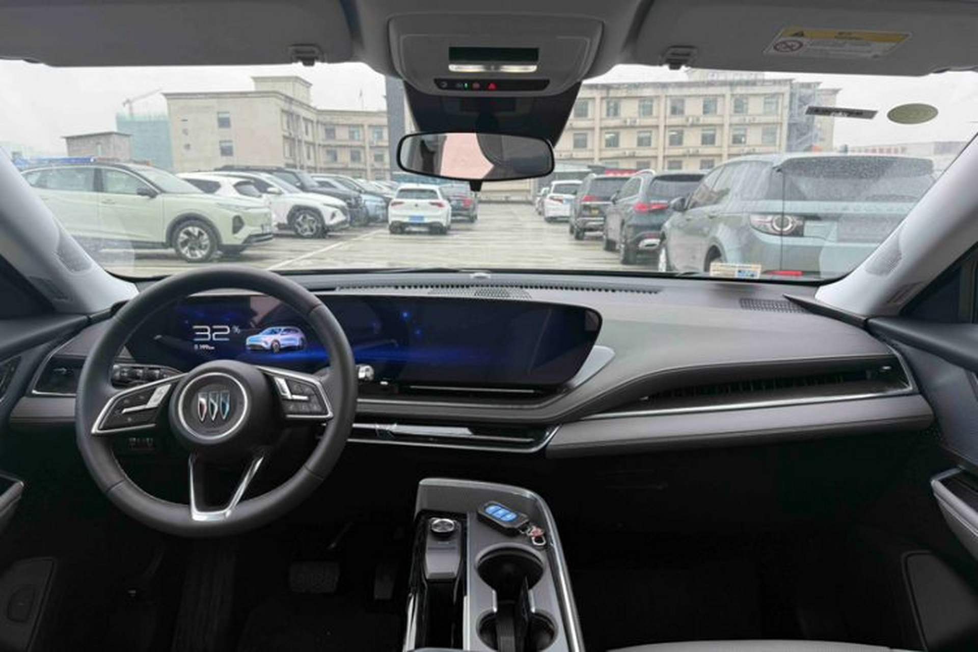 Used Buick E5 2025 Model 620KM Prestige Edition Interior 1