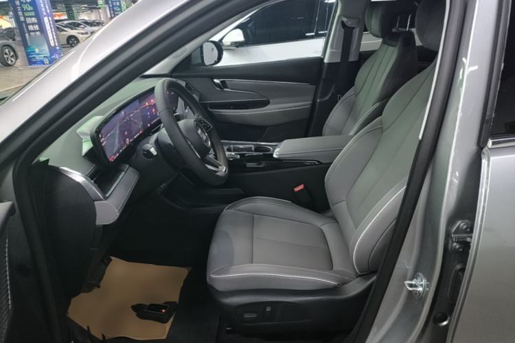 Used Buick E5 2025 Model 620KM Prestige Edition Left Front Seat