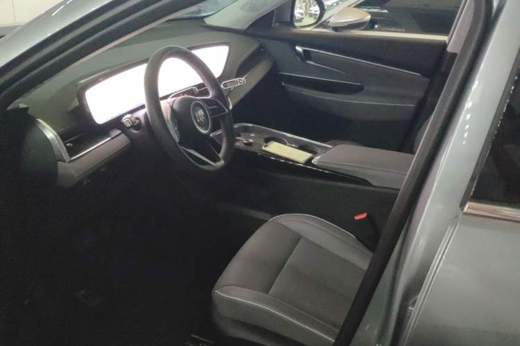 Used Buick E5 2025 Model 620KM Prestige Edition Left Front Seat