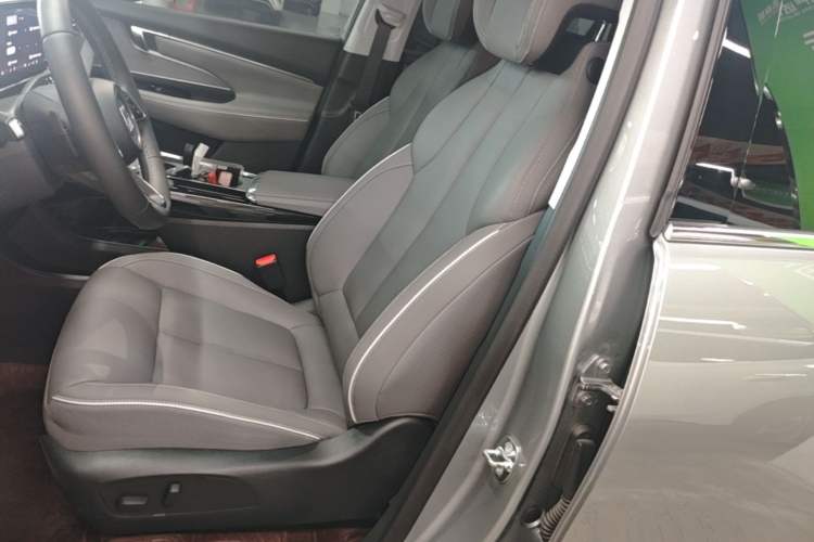 Used Buick E5 2025 Model 545KM Smart Enjoyment Edition Left Front Seat