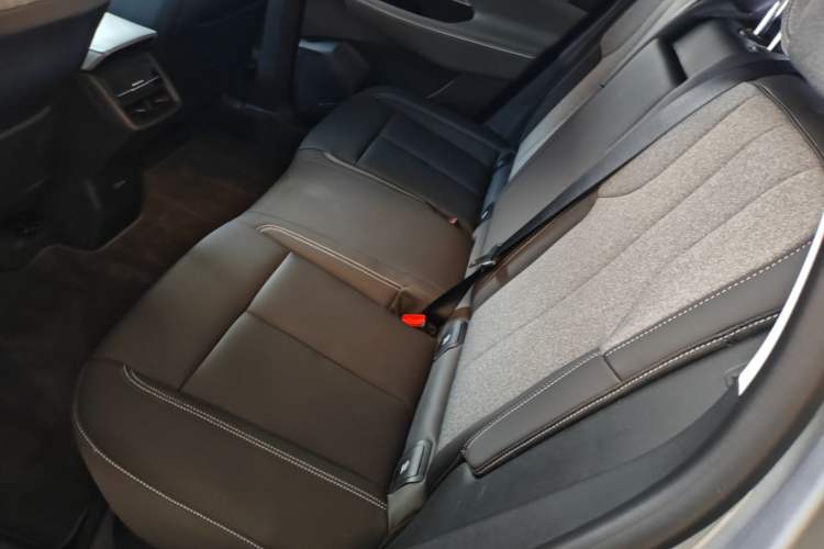 Used Buick E5 2025 Model 515KM First-Adoption Edition Left Rear Seat
