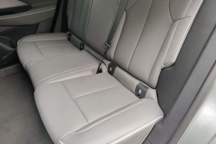 Used Buick E5 2025 Model 620KM Prestige Edition Left Rear Seat