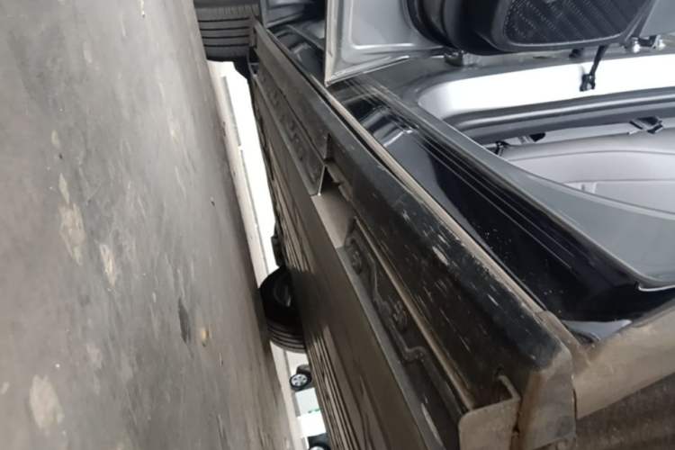 Used Buick E5 2025 Model 620KM Prestige Edition Left Side Sill