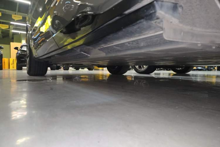 Used Buick E5 2025 Model 620KM Prestige Edition Left Side Sill