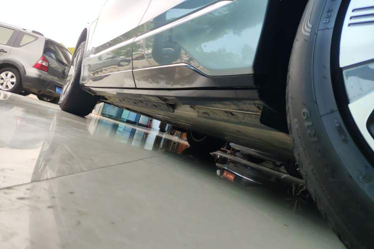 Used Buick E5 2025 Model 620KM Prestige Edition Left Side Sill